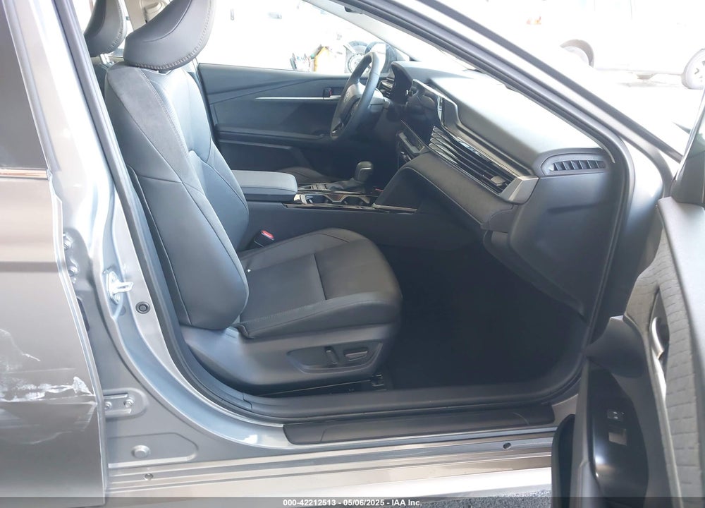 2025 TOYOTA CAMRY XLE VIN: 4T1DAACK4SU555705