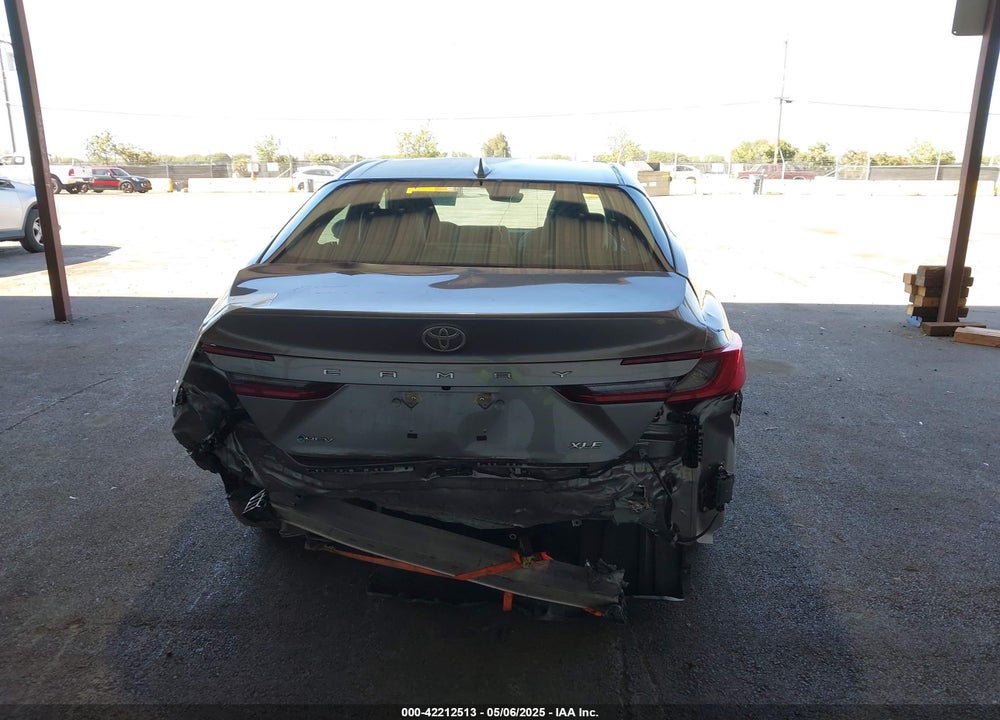 2025 TOYOTA CAMRY XLE VIN: 4T1DAACK4SU555705