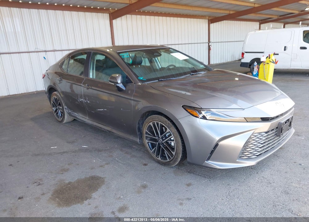 2025 TOYOTA CAMRY XLE VIN: 4T1DAACK4SU555705