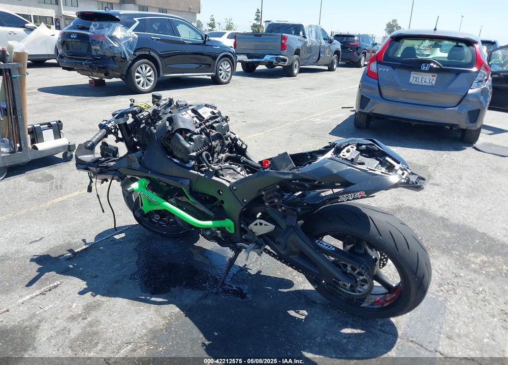 2021 KAWASAKI ZX1002 L VIN: JKBZXVL11MA000289
