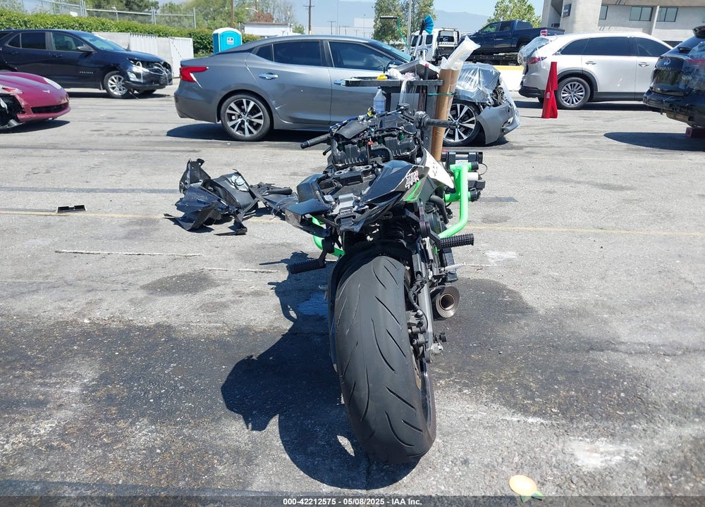 2021 KAWASAKI ZX1002 L VIN: JKBZXVL11MA000289