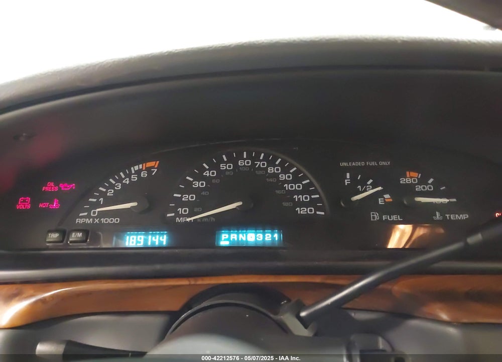 1998 OLDSMOBILE REGENCY VIN: 1G3HC52K9W4835831