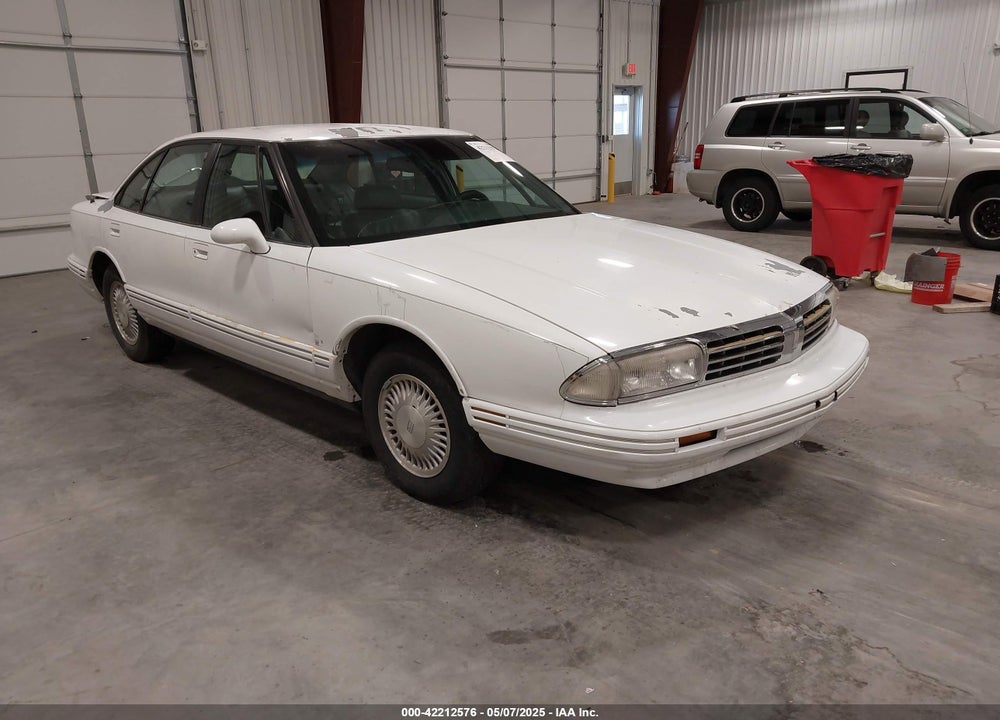 1998 OLDSMOBILE REGENCY VIN: 1G3HC52K9W4835831