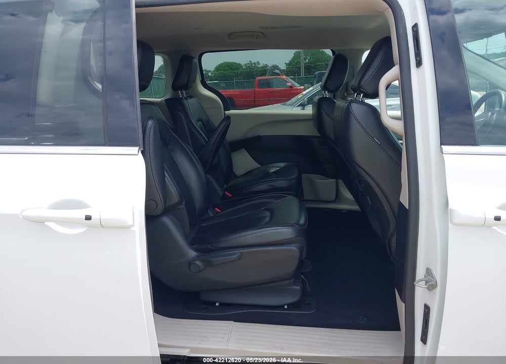 2022 CHRYSLER PACIFICA HYBRID TOURING L VIN: 2C4RC1L71NR164223