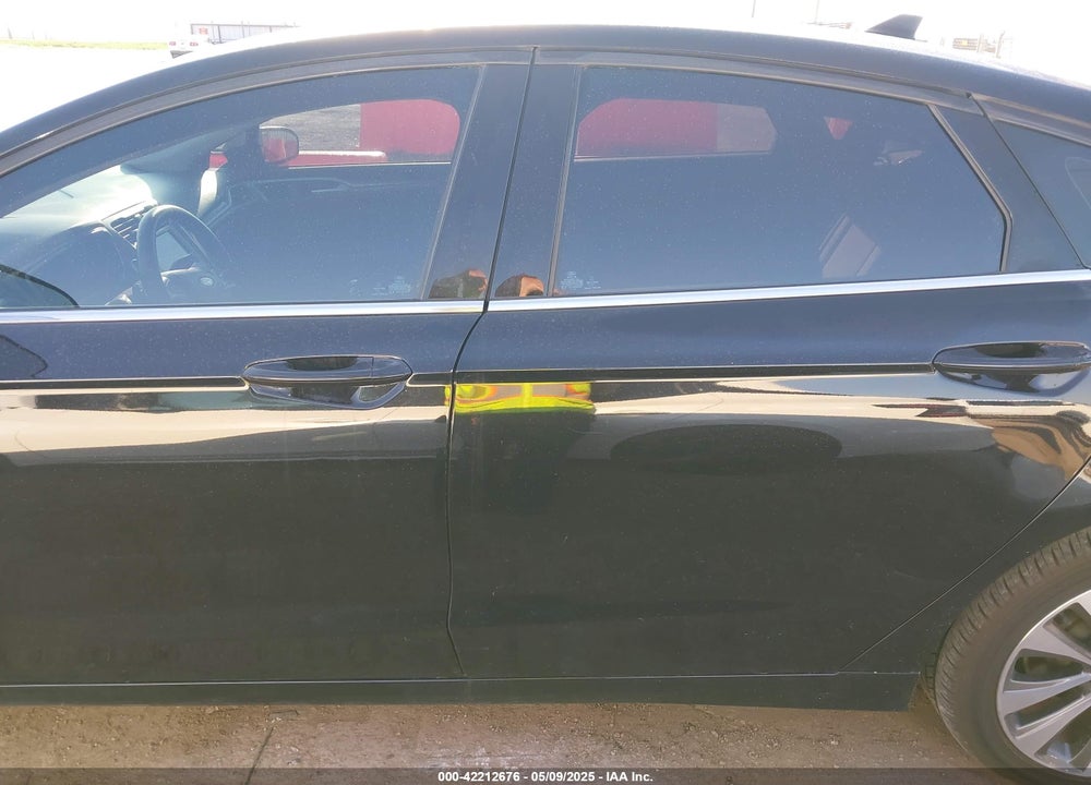 2019 FORD FUSION VIN: 3FA6P0T91KR254082