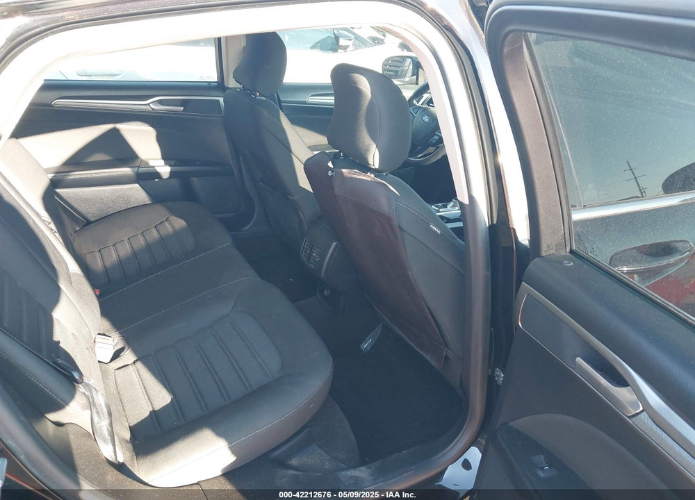 2019 FORD FUSION VIN: 3FA6P0T91KR254082