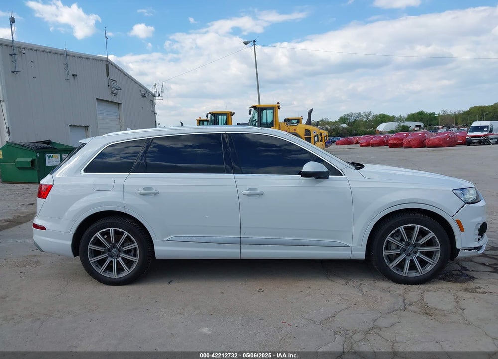 2019 AUDI Q7 VIN: WA1LAAF78KD002413
