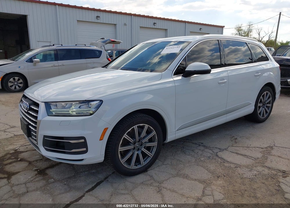 2019 AUDI Q7 VIN: WA1LAAF78KD002413