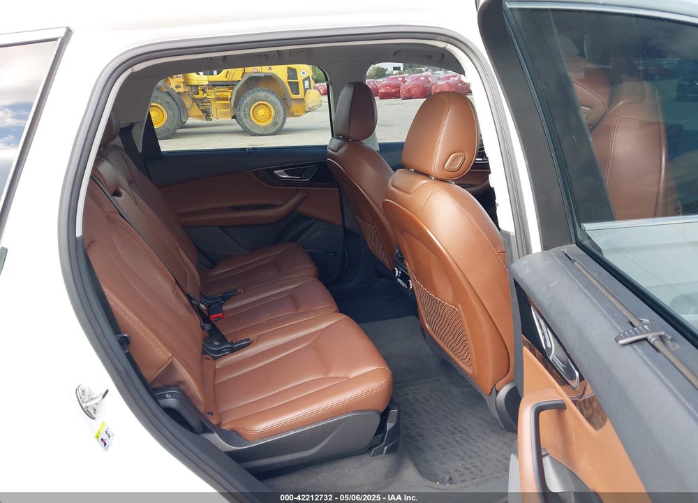 2019 AUDI Q7 VIN: WA1LAAF78KD002413