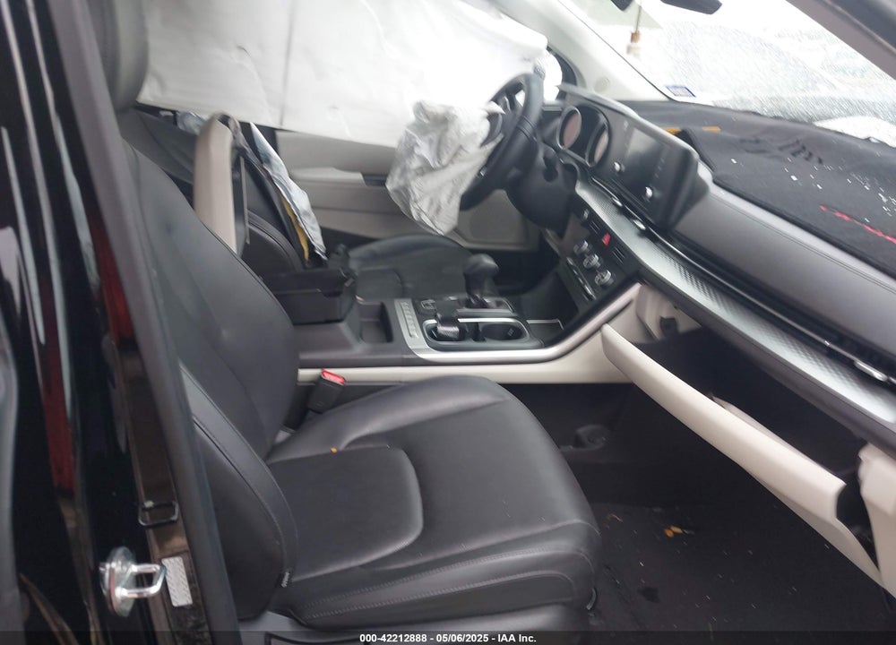 2022 KIA CARNIVAL MPV LX SEAT PACKAGE VIN: KNDNB4H35N6124792