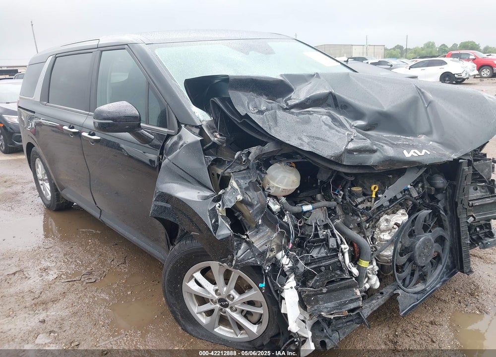 2022 KIA CARNIVAL MPV LX SEAT PACKAGE VIN: KNDNB4H35N6124792