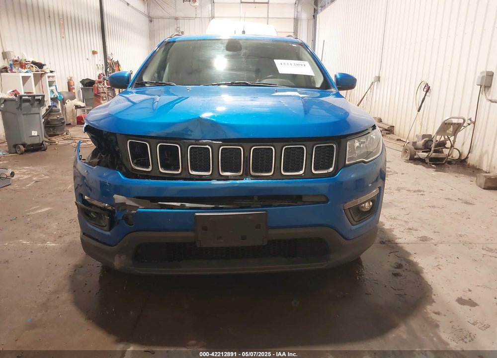 2018 JEEP COMPASS LATITUDE FWD VIN: 3C4NJCBB5JT442957