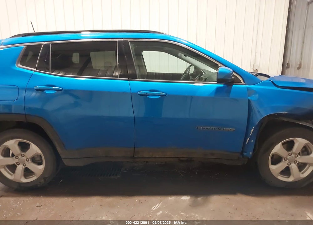 2018 JEEP COMPASS LATITUDE FWD VIN: 3C4NJCBB5JT442957