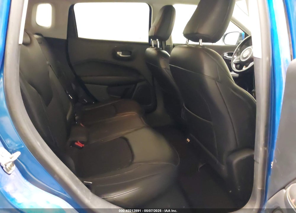 2018 JEEP COMPASS LATITUDE FWD VIN: 3C4NJCBB5JT442957