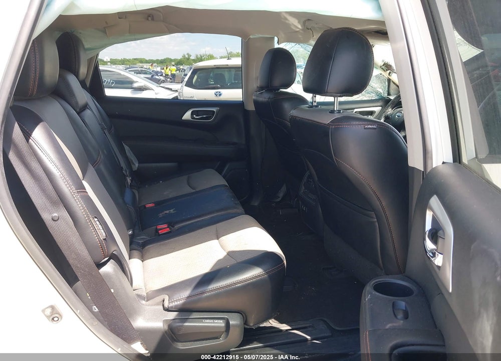 2019 NISSAN PATHFINDER SV VIN: 5N1DR2MN6KC649761