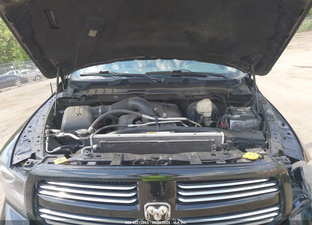 2014 RAM 1500 VIN: 1C6RR7MT4ES302517