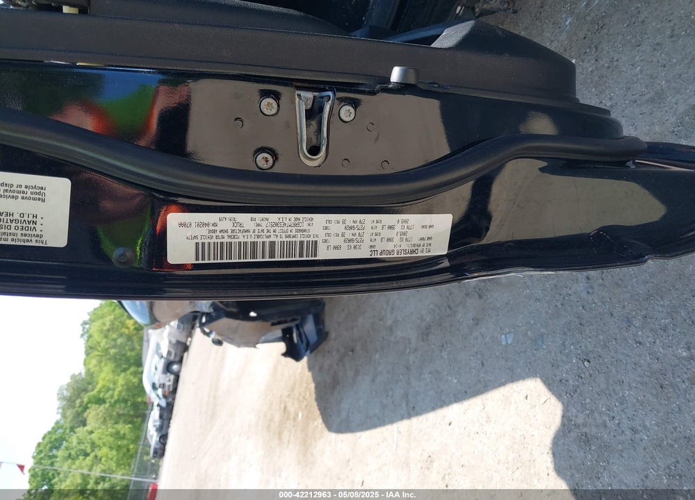 2014 RAM 1500 VIN: 1C6RR7MT4ES302517