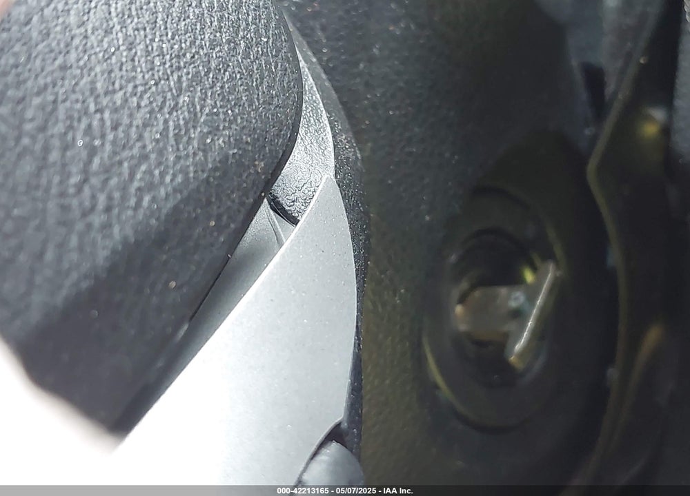 2013 HONDA FIT VIN: JHMGE8H5XDC040491