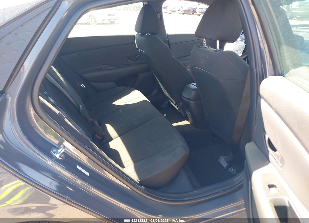 2025 HYUNDAI ELANTRA SEL SPORT VIN: KMHLM4DG2SU876494