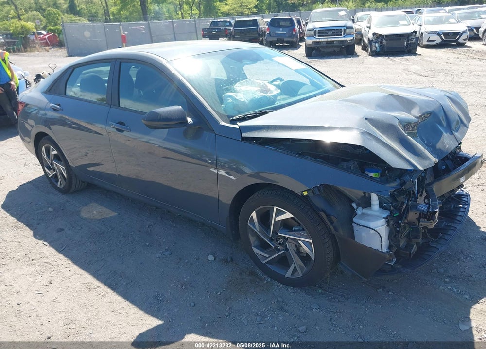 2025 HYUNDAI ELANTRA SEL SPORT VIN: KMHLM4DG2SU876494