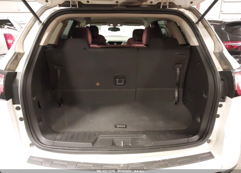 2015 CHEVROLET TRAVERSE 1LT VIN: 1GNKVGKD7FJ298205