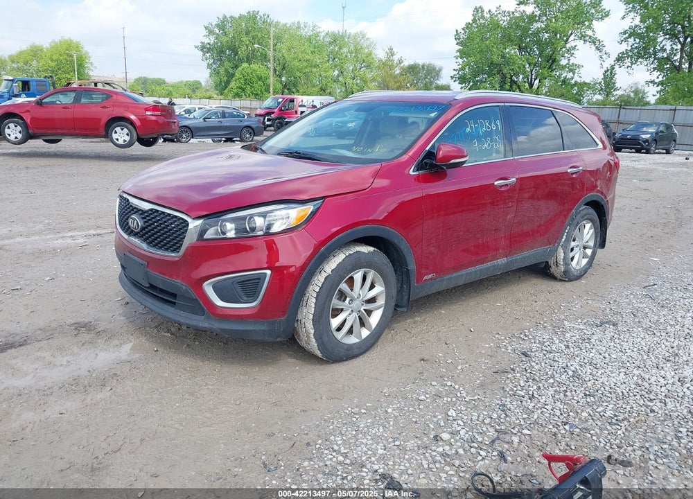 2018 KIA SORENTO 2.4L LX VIN: 5XYPGDA38JG421230
