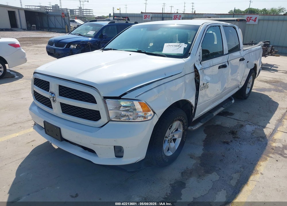 2016 RAM 1500 EXPRESS VIN: 1C6RR6KGXGS339686