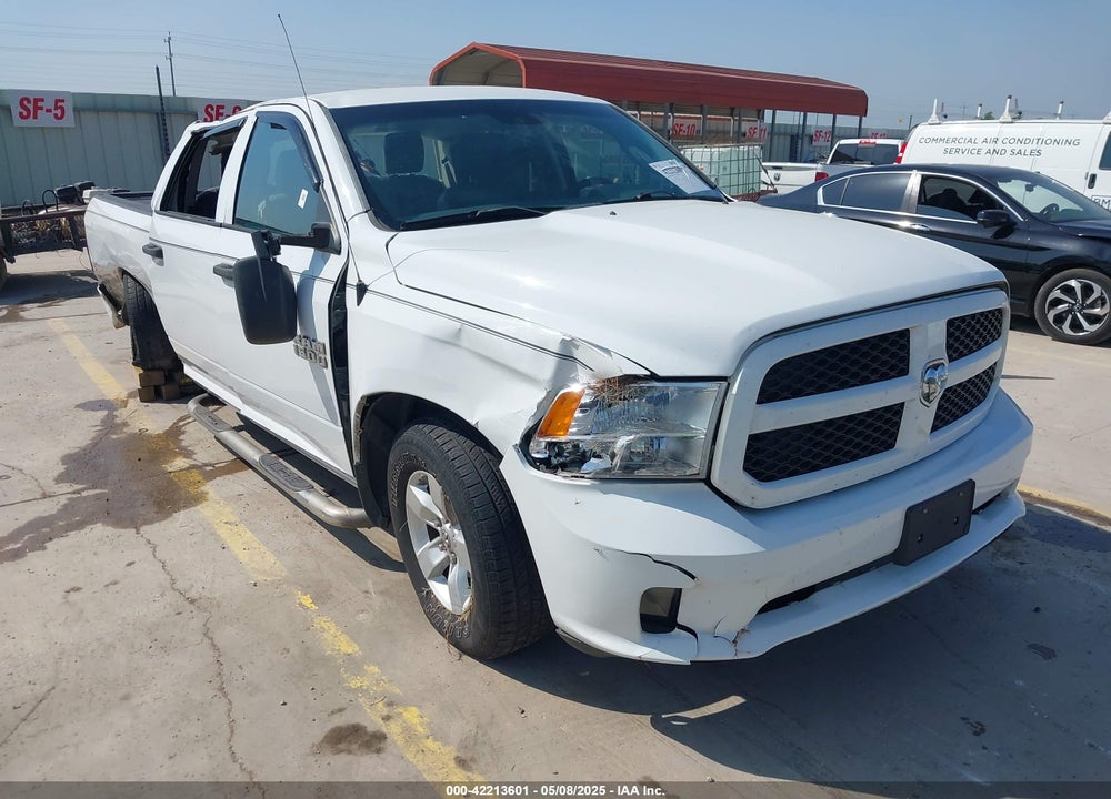 2016 RAM 1500 EXPRESS VIN: 1C6RR6KGXGS339686