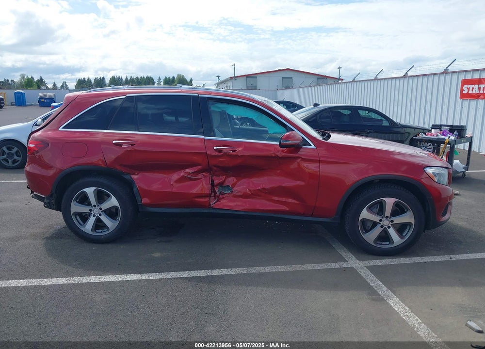 2017 MERCEDES-BENZ GLC 300 VIN: WDC0G4JB2HF192074