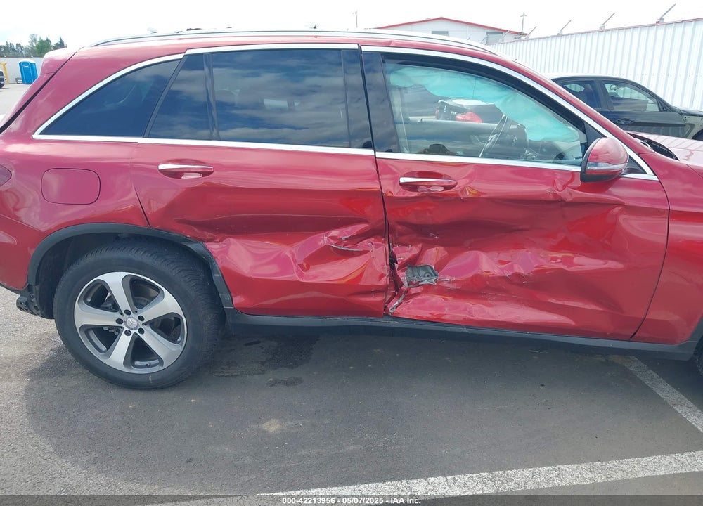 2017 MERCEDES-BENZ GLC 300 VIN: WDC0G4JB2HF192074