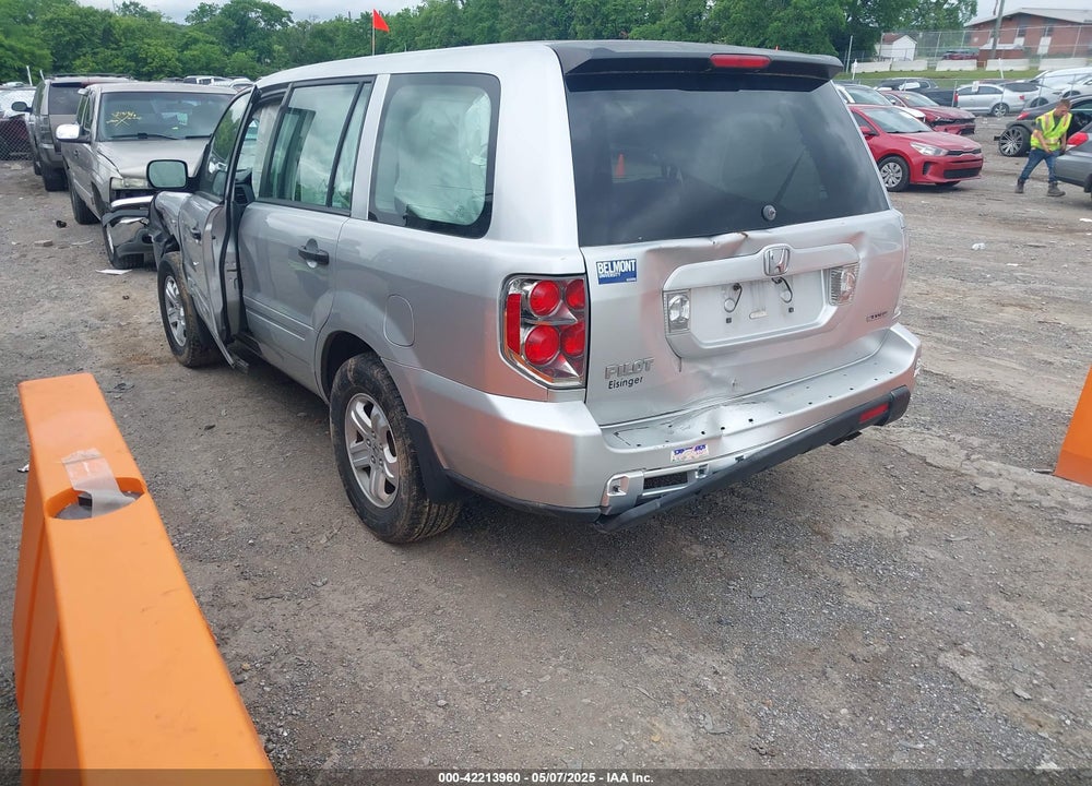 2006 HONDA PILOT LX VIN: 2HKYF181X6H542755