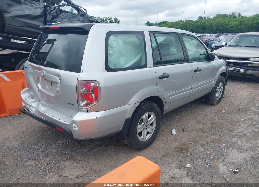 2006 HONDA PILOT LX VIN: 2HKYF181X6H542755