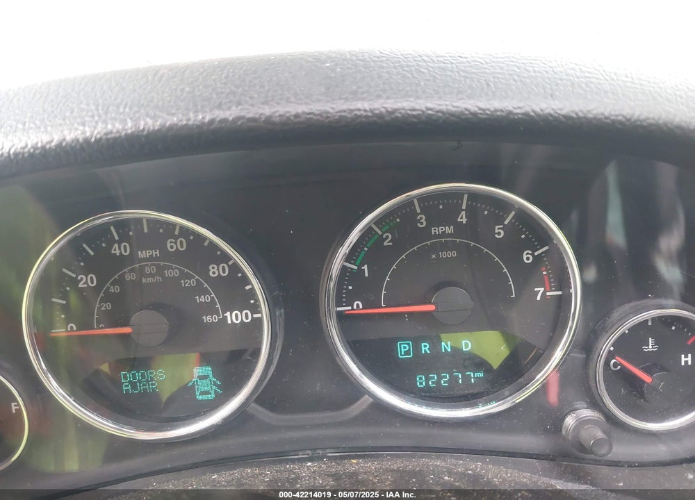 2016 JEEP WRANGLER UNLIMITED SPORT VIN: 1C4BJWDGXGL269728