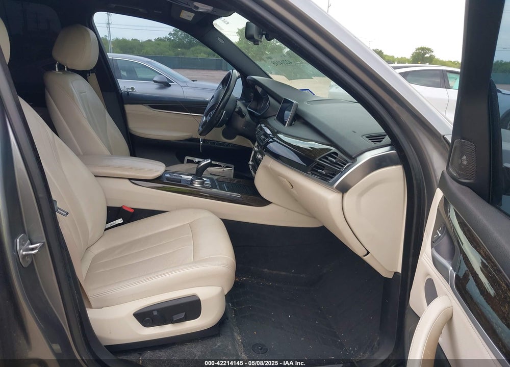 2018 BMW X5 VIN: 5UXKR2C54J0Z16441