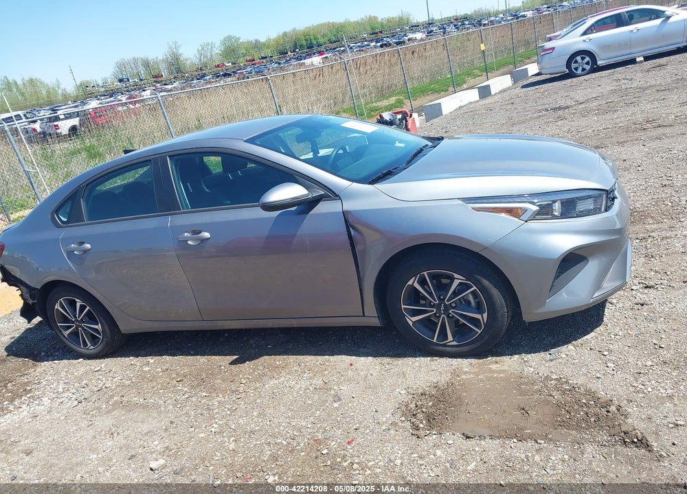 2024 KIA FORTE VIN: 3KPF24AD7RE827219