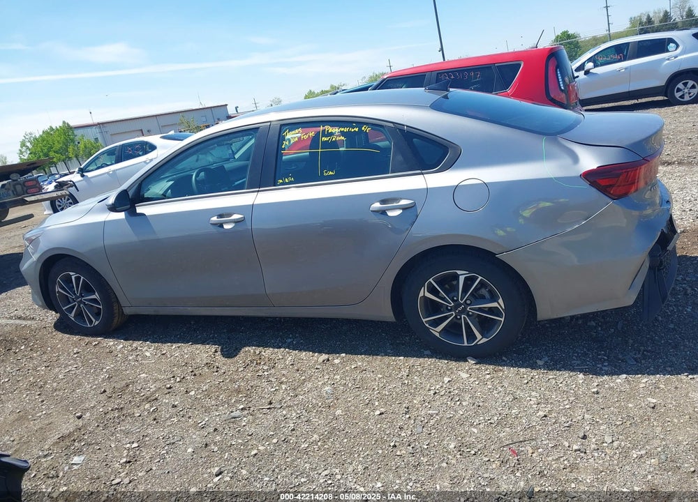 2024 KIA FORTE VIN: 3KPF24AD7RE827219