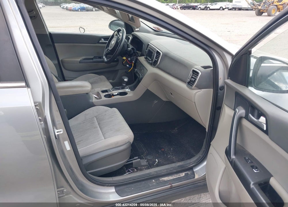 2019 KIA SPORTAGE VIN: KNDPMCAC6K7624165