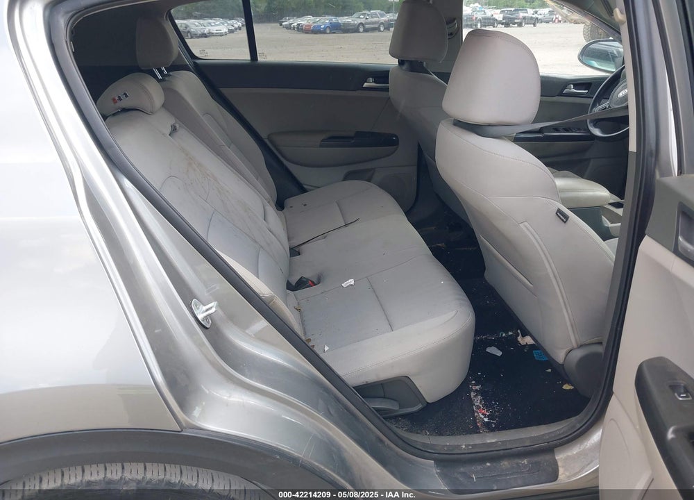 2019 KIA SPORTAGE VIN: KNDPMCAC6K7624165
