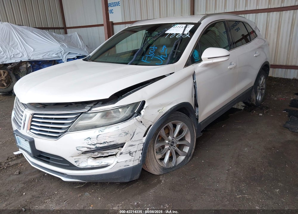 2016 LINCOLN MKC SELECT VIN: 5LMCJ2C96GUJ31882