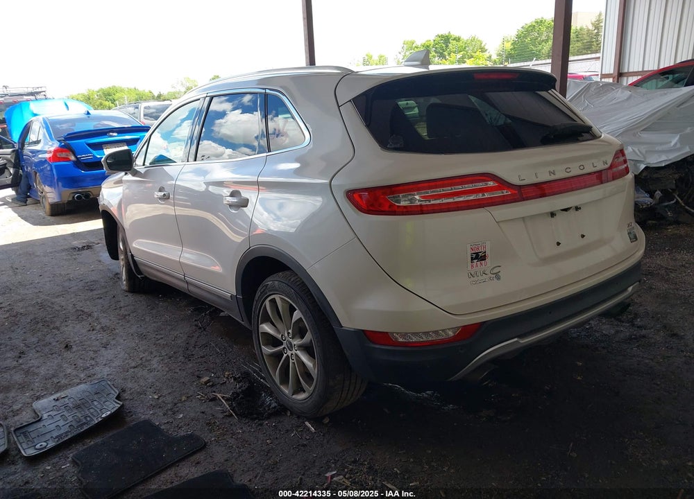 2016 LINCOLN MKC SELECT VIN: 5LMCJ2C96GUJ31882
