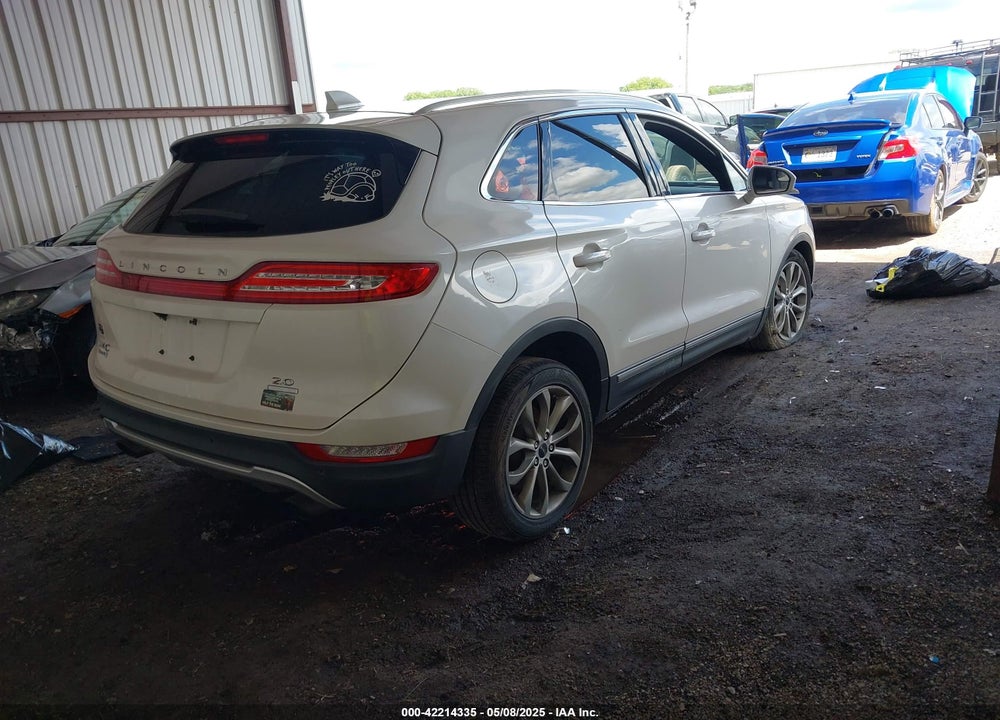 2016 LINCOLN MKC SELECT VIN: 5LMCJ2C96GUJ31882