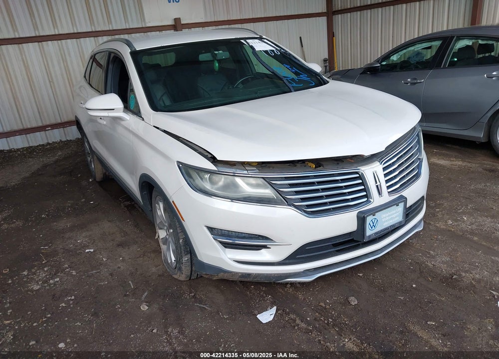 2016 LINCOLN MKC SELECT VIN: 5LMCJ2C96GUJ31882