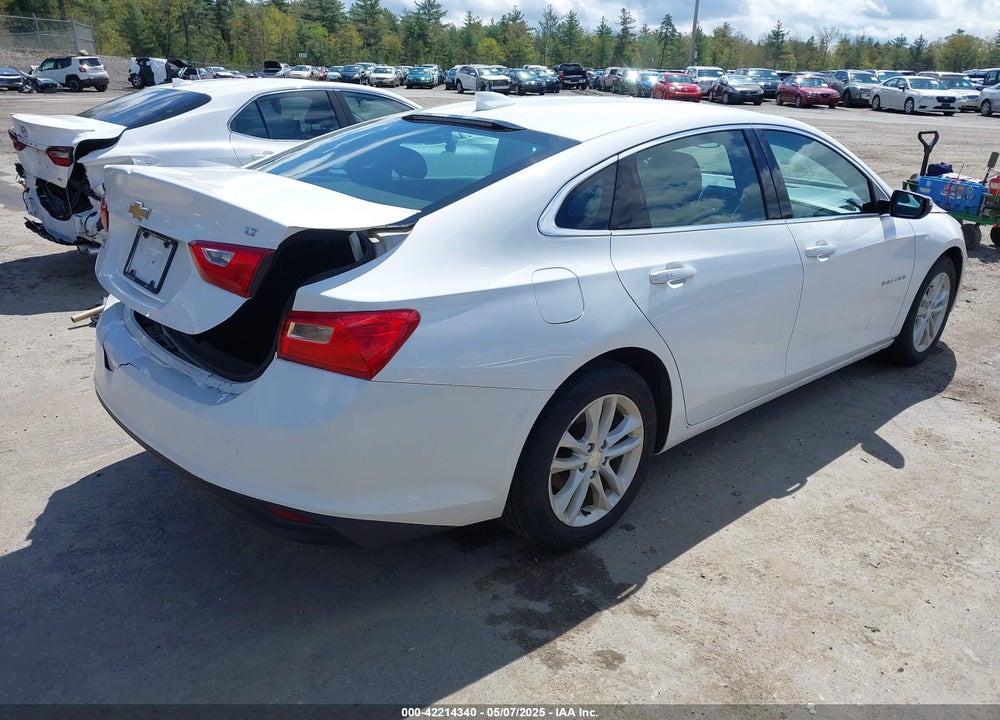 2018 CHEVROLET MALIBU VIN: 1G1ZD5ST2JF235426