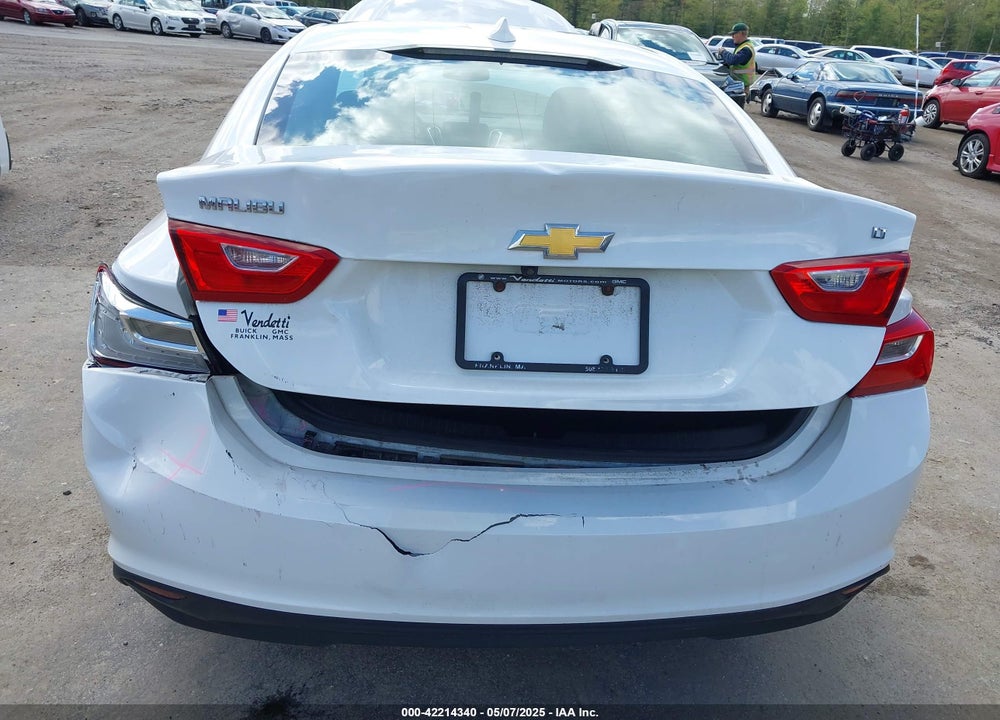 2018 CHEVROLET MALIBU VIN: 1G1ZD5ST2JF235426