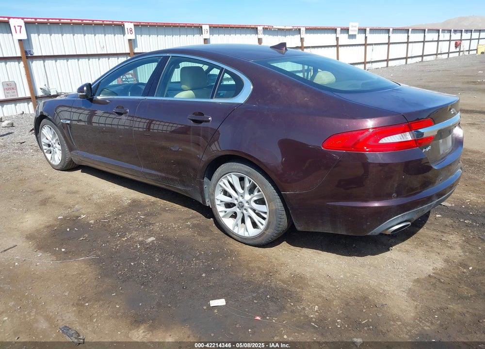 2013 JAGUAR XF VIN: SAJWA0E73D8S91406