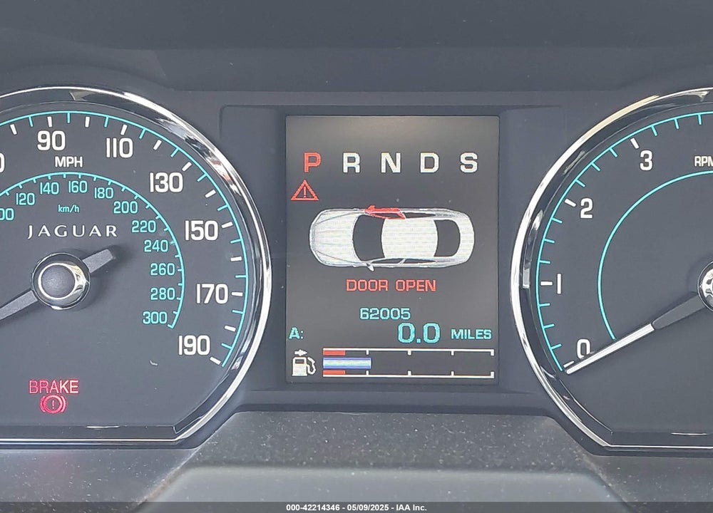 2013 JAGUAR XF VIN: SAJWA0E73D8S91406
