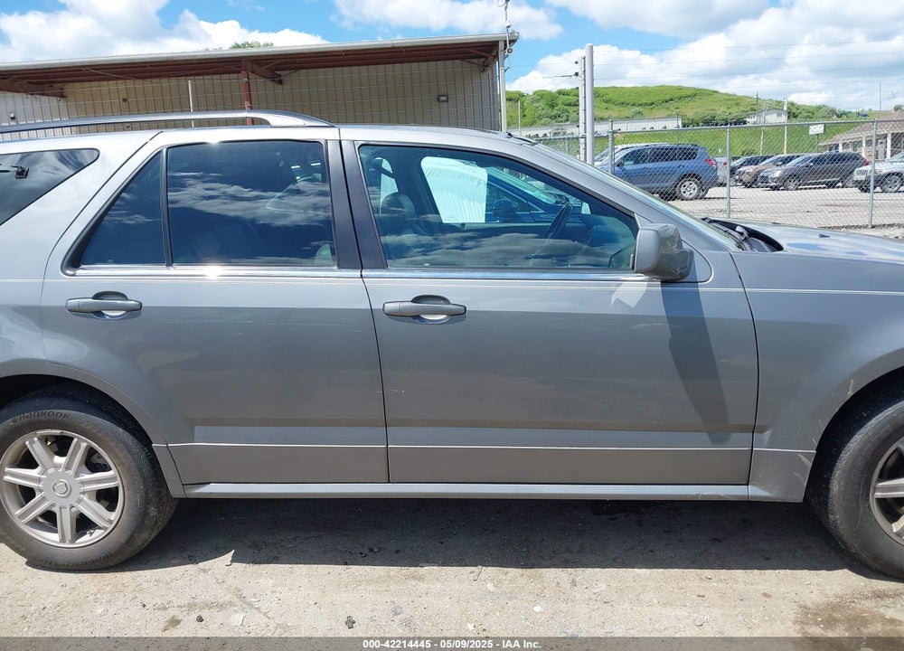 2004 CADILLAC SRX VIN: 1GYEE637340170016