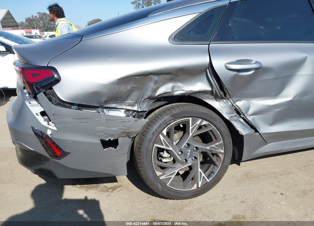 2025 KIA K5 GT LINE VIN: KNAG64J76S5318286