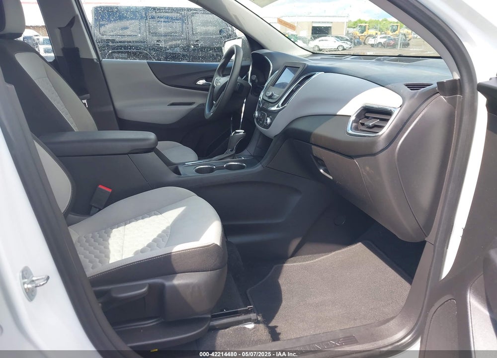 2020 CHEVROLET EQUINOX VIN: 3GNAXFEV0LS654136