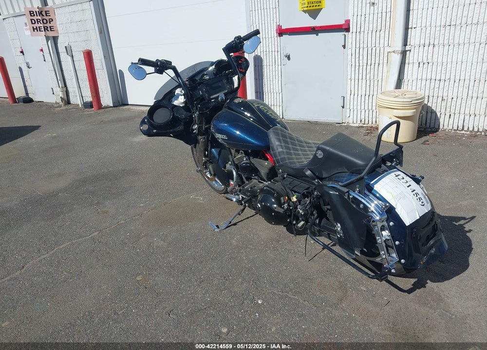 2016 HARLEY-DAVIDSON FLHXS STREET GLIDE SPECIAL VIN: 1HD1KRM18GB692060